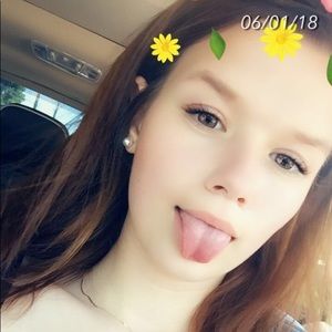 Meet your Posher, Victoria